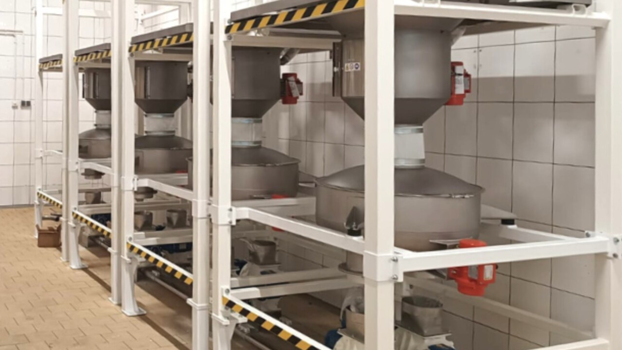 Storage systems for pet food products | Silos & Silos