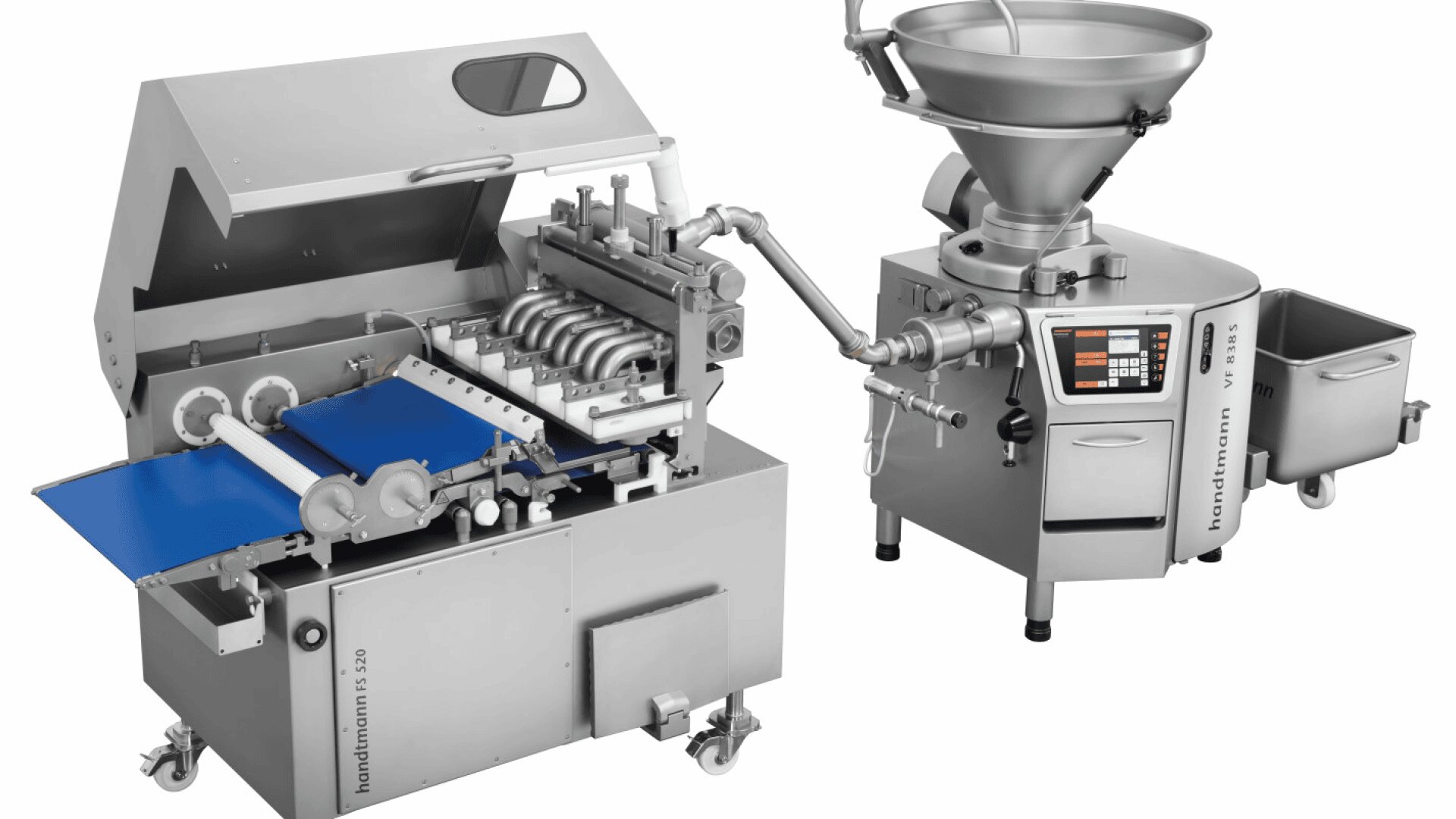 Große industrielle Lebensmittelverarbeitungsmaschinen mit Metalloberflächen und Förderbändern, einschließlich eines Trichters und einer Steuertafel, konzipiert für die automatisierte Produktion, möglicherweise für Teig oder Fleischprodukte.