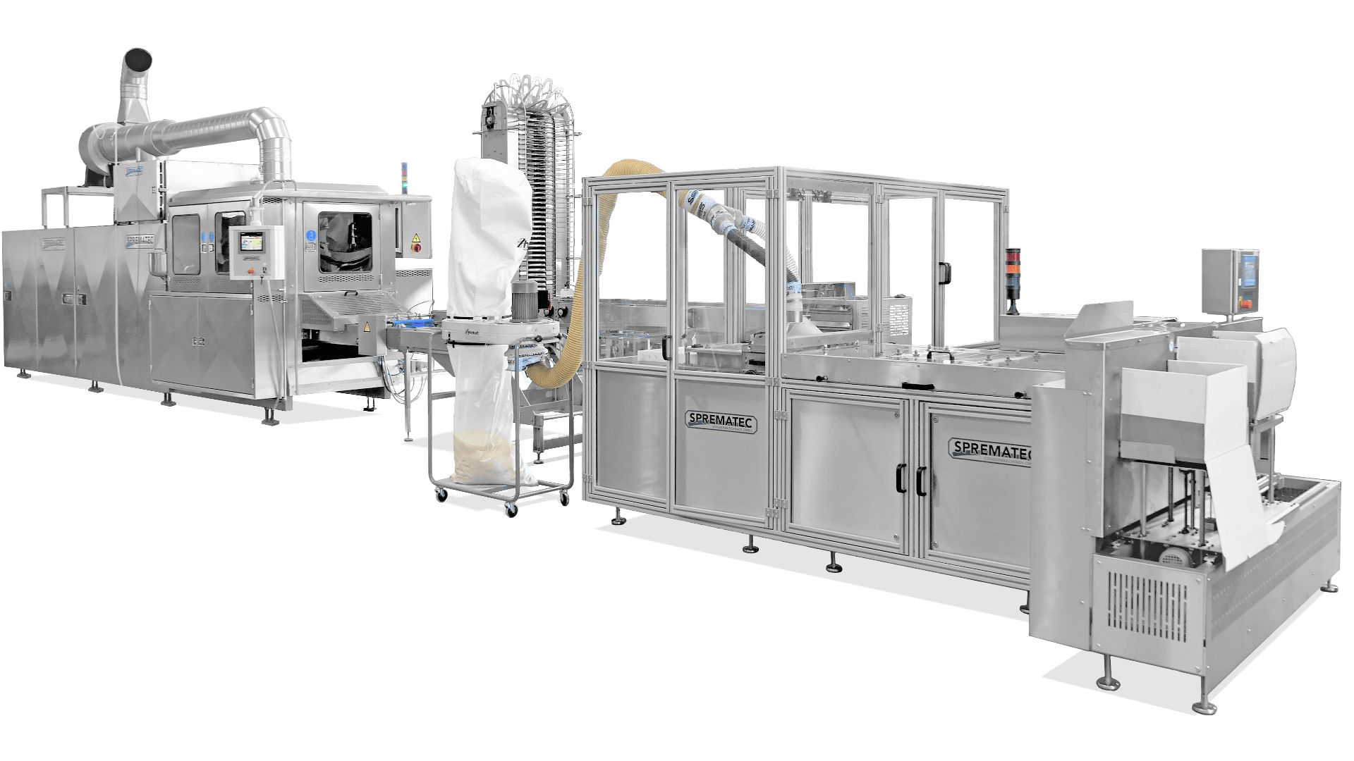 Eine große industrielle Verpackungsmaschine aus Edelstahl mit mehreren geschlossenen Bereichen, Förderbändern, Schalttafeln und Lüftungsrohren vor einem schlichten weißen Hintergrund.