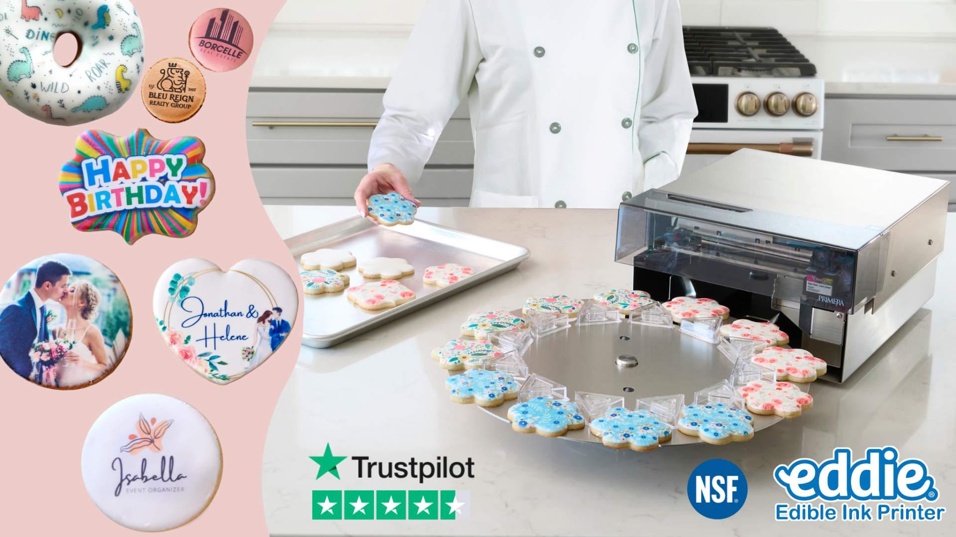 Eine Person bedient einen essbaren Tintendrucker, der Kekse mit bunten Motiven verziert. Auf der linken Seite sind Kekse mit Bildern, Botschaften und Logos abgebildet, darunter Geburtstags- und Hochzeitsmotive. Darunter sind Trustpilot- und NSF-Logos zu sehen.
