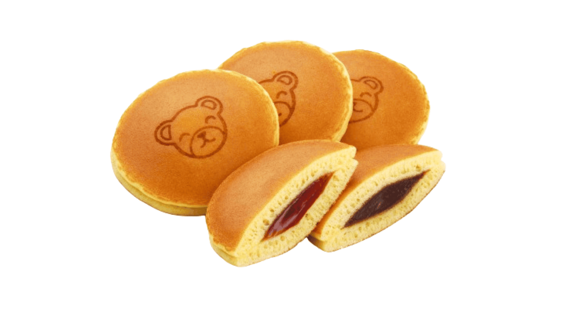 Drei ganze runde Pfannkuchen und zwei halbierte Pfannkuchen, alle mit einem niedlichen Bärengesicht auf der Oberseite; die halbierten Pfannkuchen offenbaren süße rote und dunkle Füllungen im Inneren.