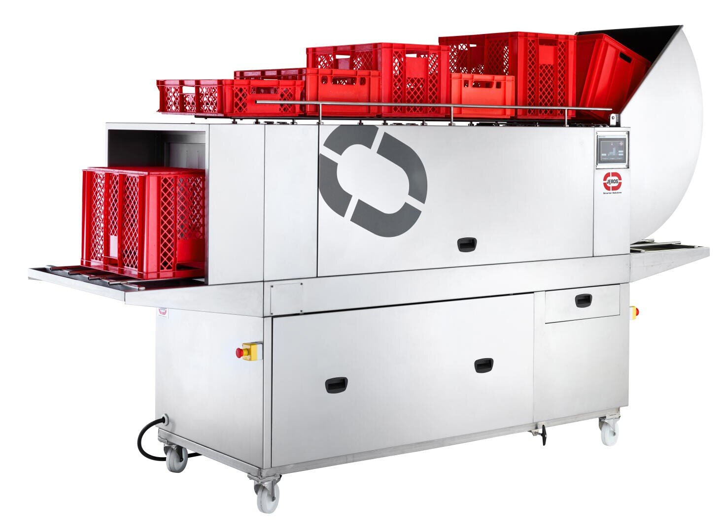Eine große industrielle Kistenwaschmaschine aus rostfreiem Stahl, auf der rote Kunststoffkisten gestapelt sind und durch die Maschine laufen; die Einheit steht auf Rädern und hat ein Bedienfeld an der Seite.