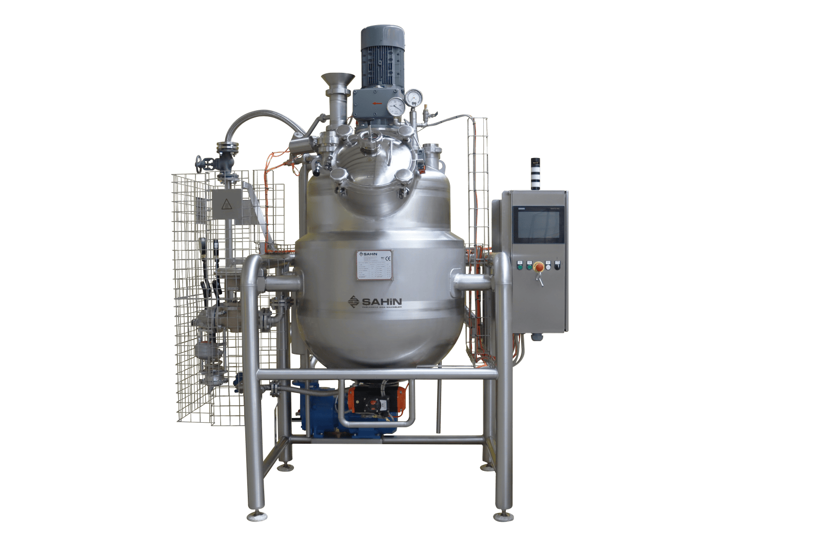 Ein großer industrieller Mischtank aus Edelstahl mit angebauter Schalttafel, Rohren, Messinstrumenten und einem Motor auf der Oberseite, der auf Metallfüßen steht. Der Tank ist mit der Marke SAHN versehen.