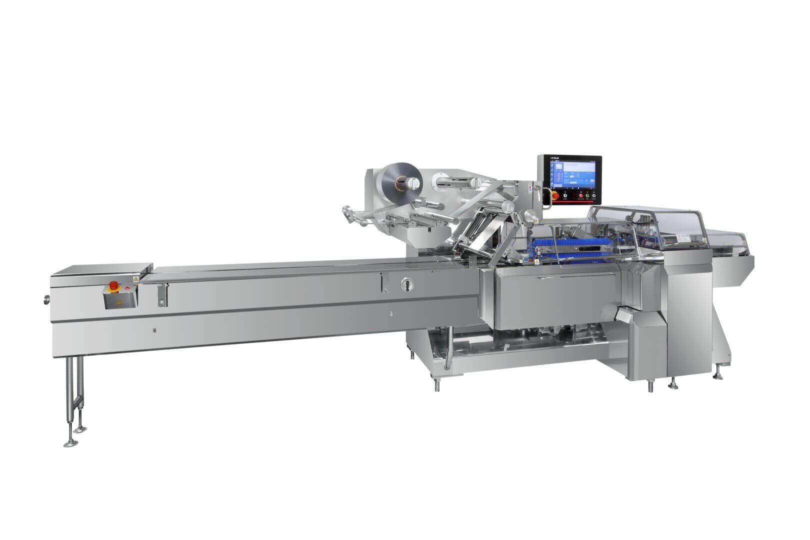 Eine industrielle Verpackungsmaschine aus Edelstahl mit einem Förderband, Folienrollen, einem Bedienfeld mit Bildschirm und verschiedenen mechanischen Komponenten für die automatische Verpackung von Lebensmitteln oder Produkten.
