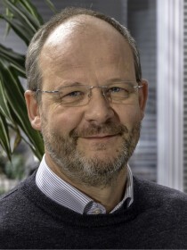 Dieter Döinghaus