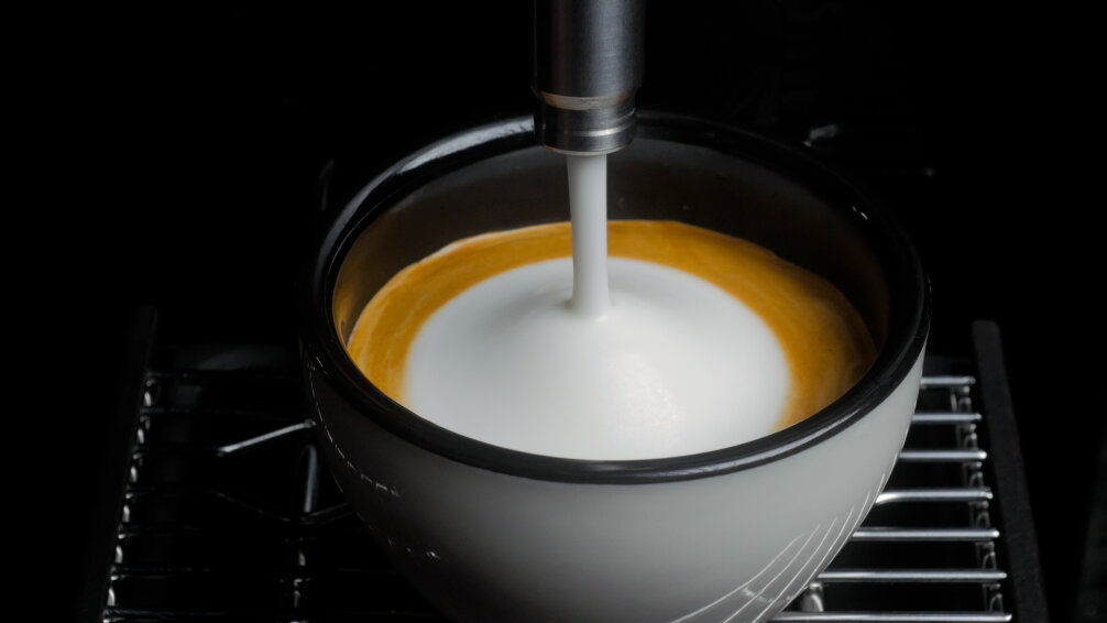 Pr&auml;mierter Latte Art Milchschaum